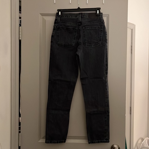 Everlane The '90s Cheeky Jean in Washed Black - Picture 4 of 5